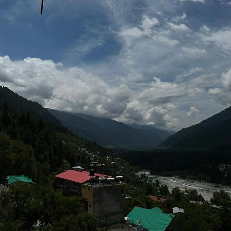 Rasta Cafe And Lodge Manali  Luaran gambar