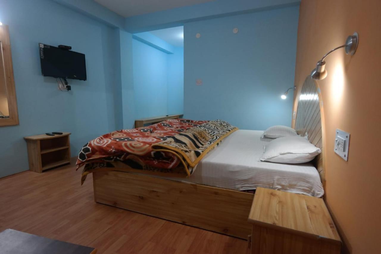 Rasta Cafe And Lodge Manali  Luaran gambar