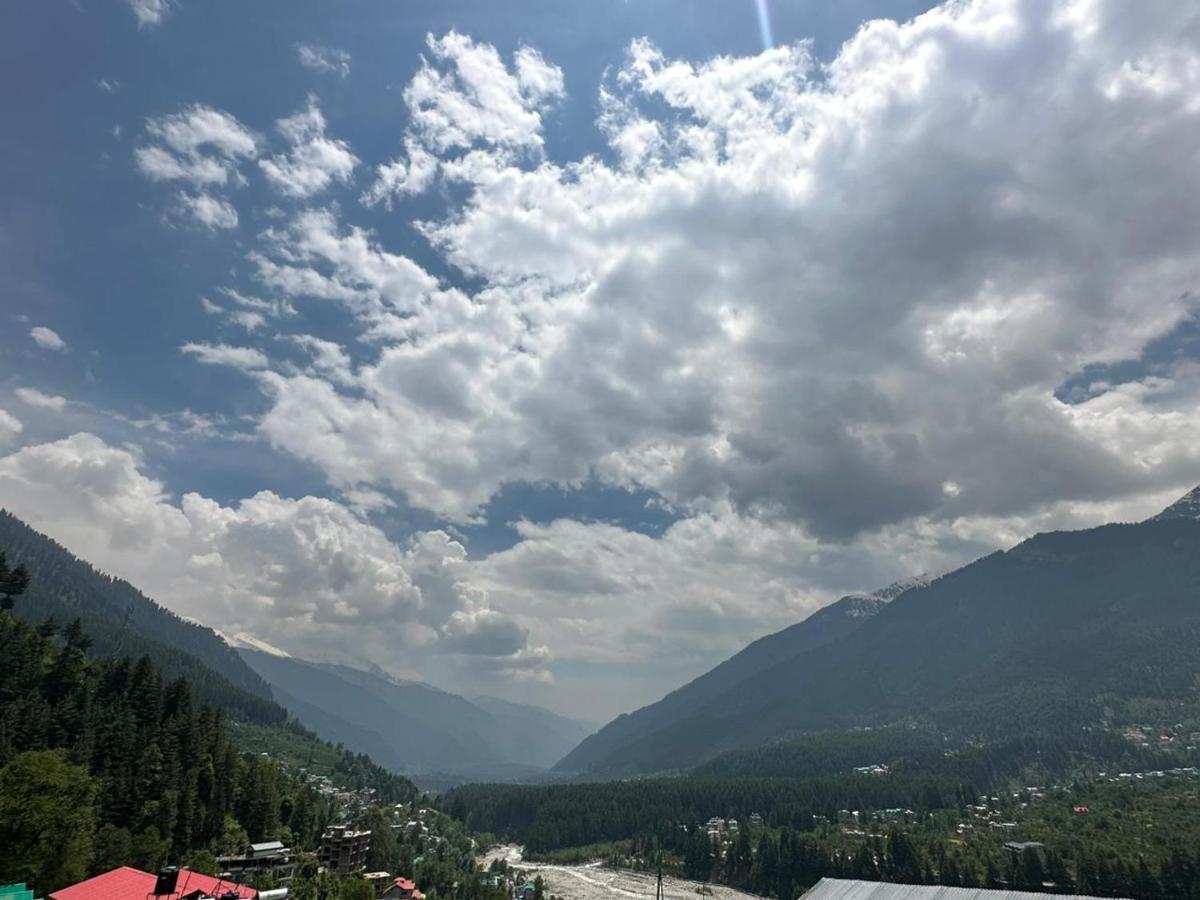 Rasta Cafe And Lodge Manali  Luaran gambar