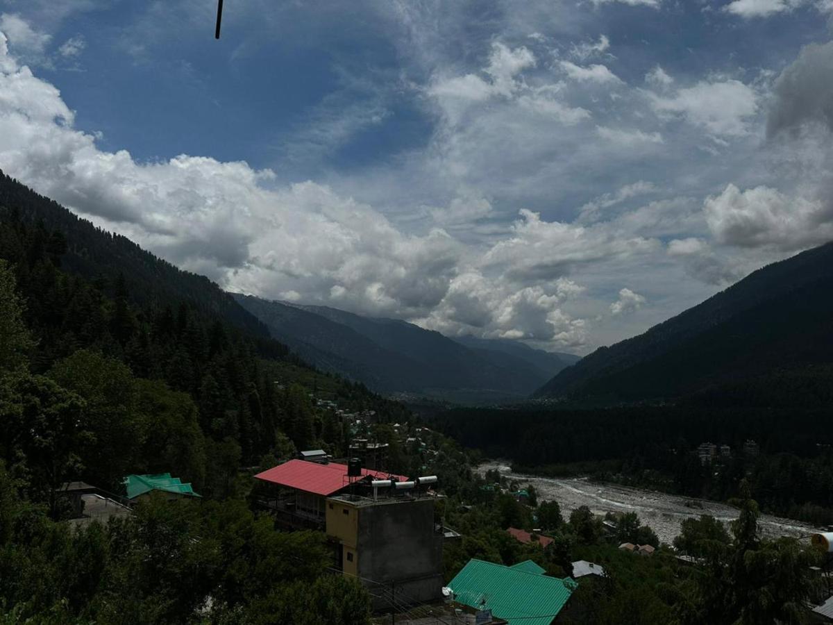 Rasta Cafe And Lodge Manali  Luaran gambar